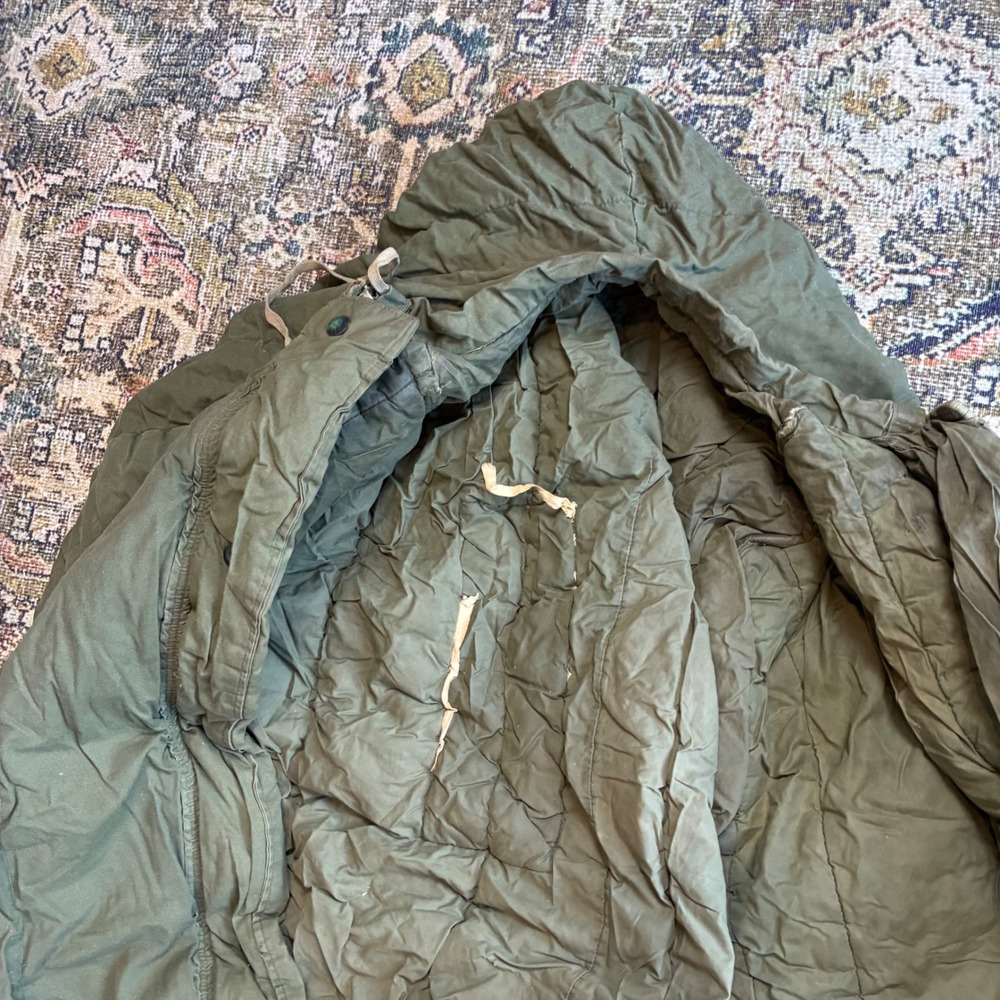US Military Extreme Cold Weather Sleeping Bag Olive Drab Green Vintage Mummy Bag - Picture 14 of 16